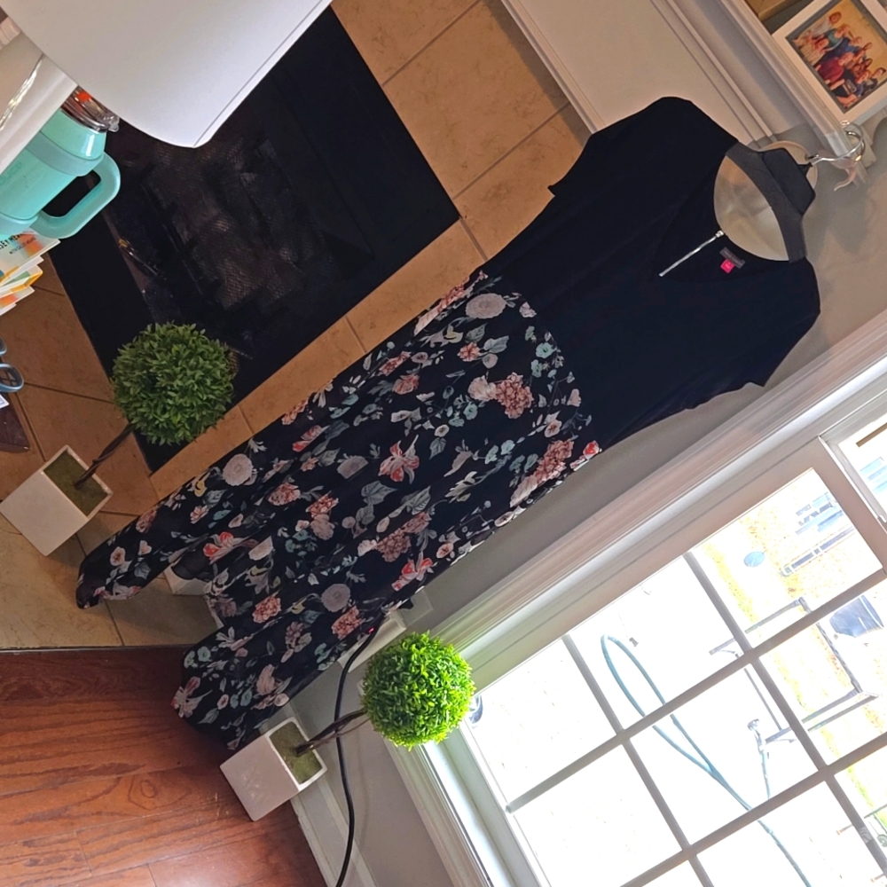 Sz L Vince Camuto Dress